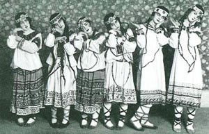 『春の祭典』（1913年初演）より「乙女たちの踊り」